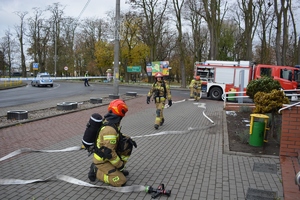 służby i pracownicy podczas ćwiczeń