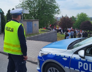 policjanci na drodze