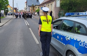 policjanci na drodze