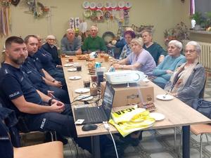 policjanci i seniorzy