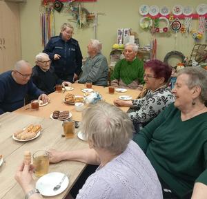 policjanci i seniorzy
