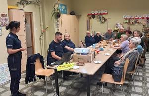 policjanci i seniorzy