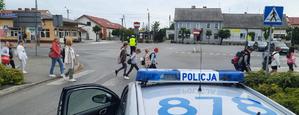 policjanci i uczestnicy imprez