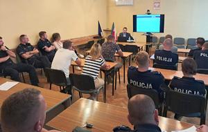 policjanci na szkoleniu