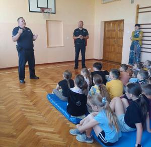 policjanci i dzieci