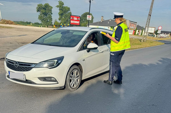policjanci na drodze