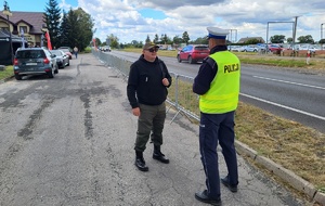 policjanci na drodze