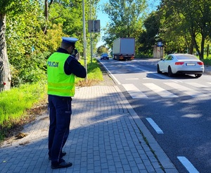 policjant na drodze