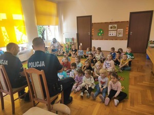 policjanci i dzieci