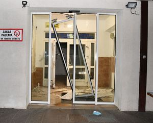 uszkodzone mienie i zatrzymany sprawca