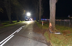 miejsce zdarzenia, uszkodzony pojazd