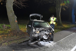 miejsce zdarzenia, uszkodzony pojazd