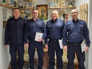 wyróżnieni policjanci