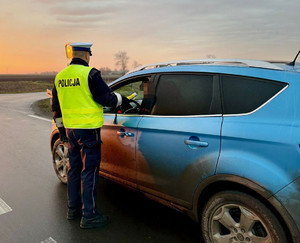 policjanci na drodze