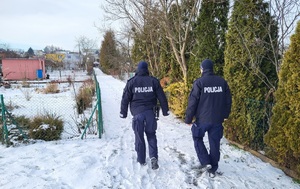 policjanci na patrolu