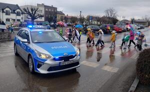 przemarsz przedszkolaków