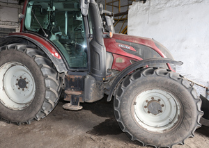 ciągnik, z którego skradziono paliwo