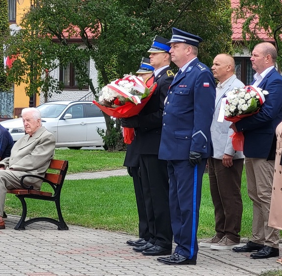 uczestnicy obchodów