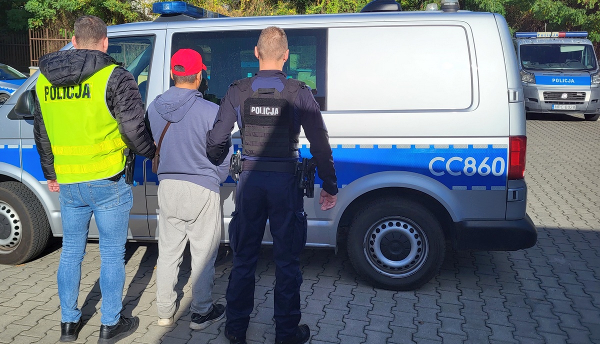 Trzy osoby zatrzymane w powiecie radziejowskim podczas akcji „Poszukiwany”